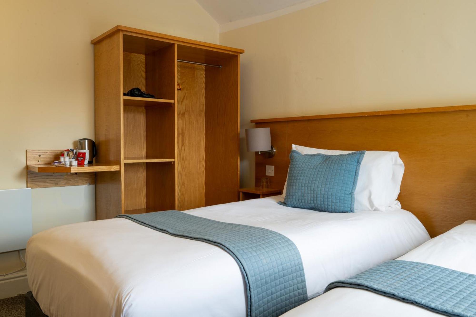 Castle Court Hotel Beaumaris Ngoại thất bức ảnh