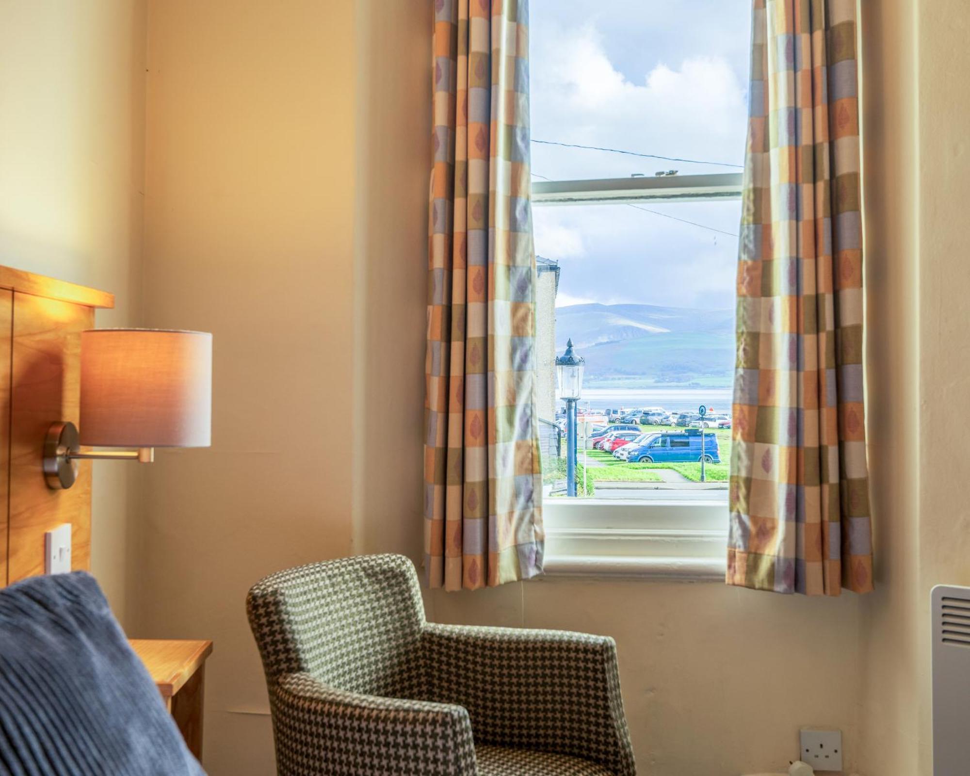 Castle Court Hotel Beaumaris Ngoại thất bức ảnh