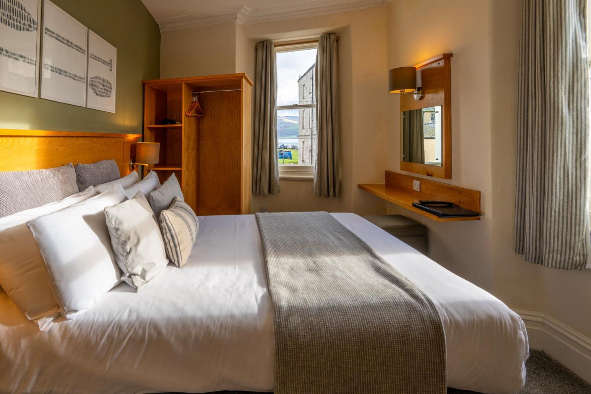 Castle Court Hotel Beaumaris Ngoại thất bức ảnh