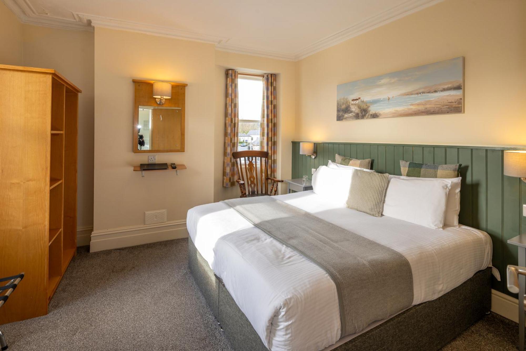 Castle Court Hotel Beaumaris Ngoại thất bức ảnh